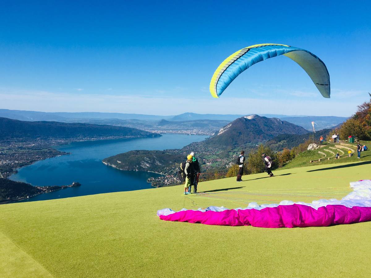 saison parapente annecy