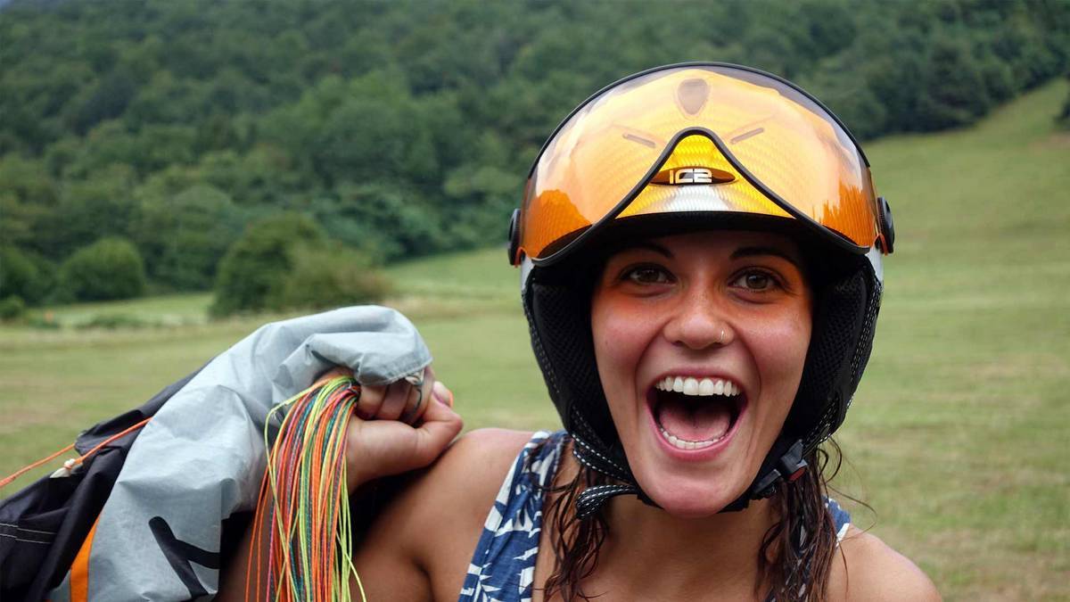 casque de parapente avec visière