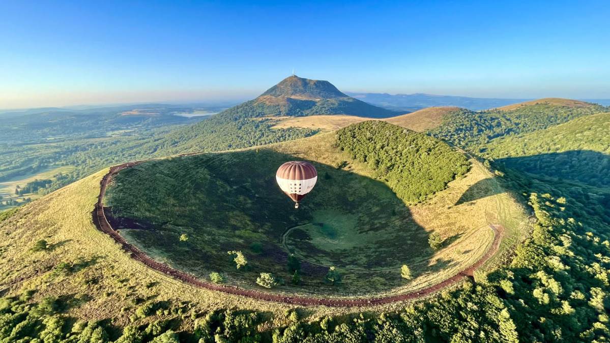 montgolfière en auvergne