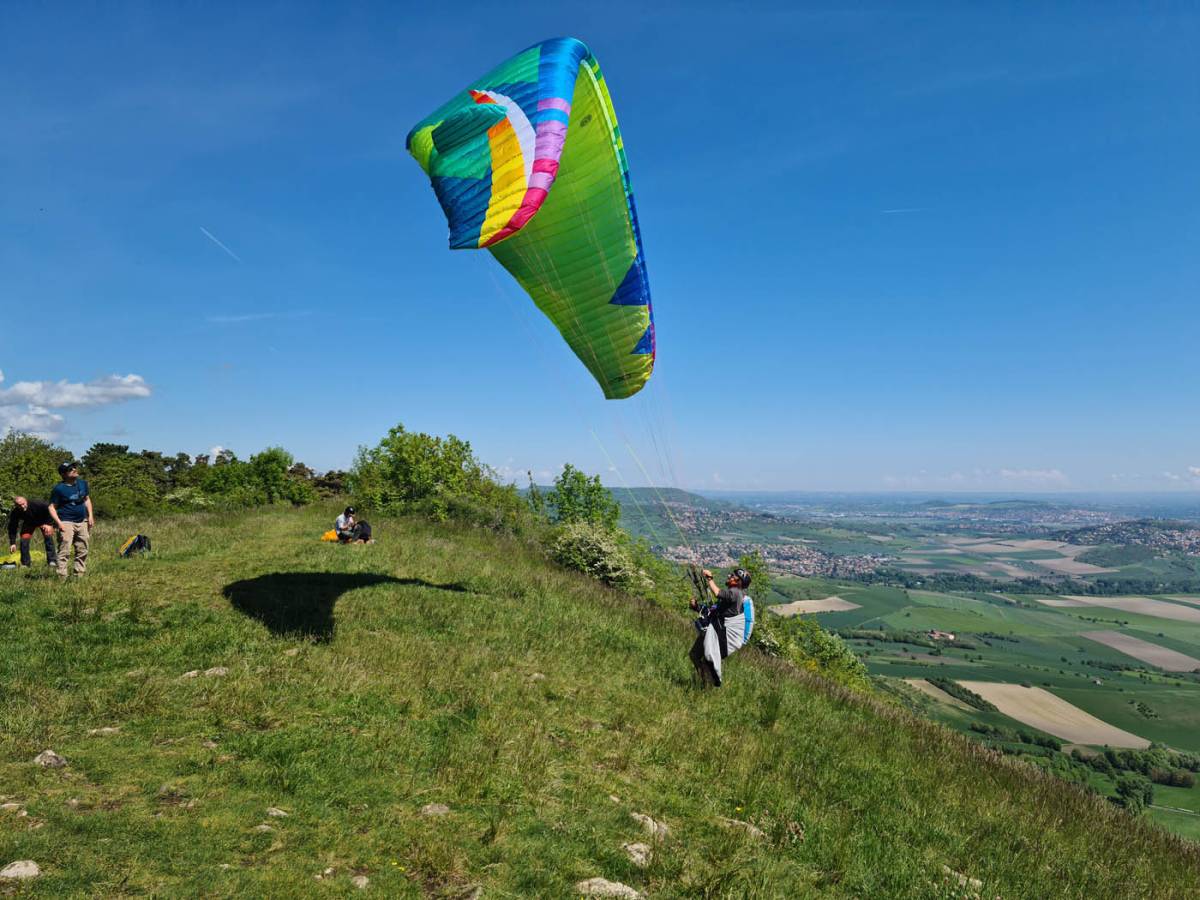 Décollage parapente Est Saint Sandoux