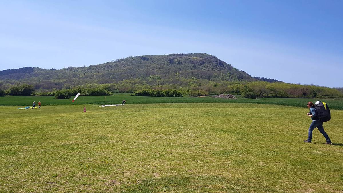 chemin pour monter à pied