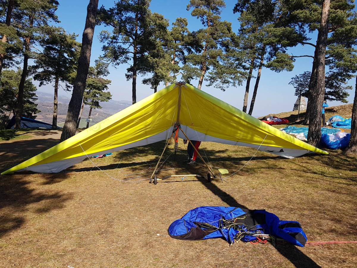 préparation deltaplane à saint sandoux