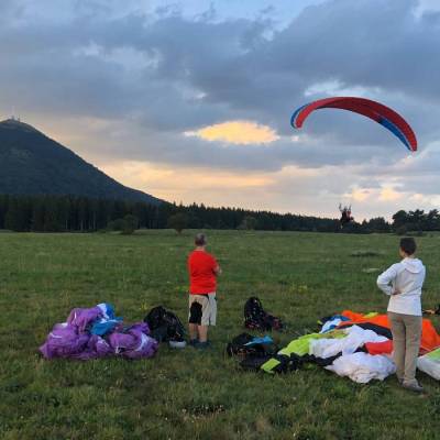 Atterrissage à l'école de parapente