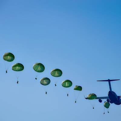 parachute militaire