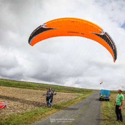 décollage en treuil parapente