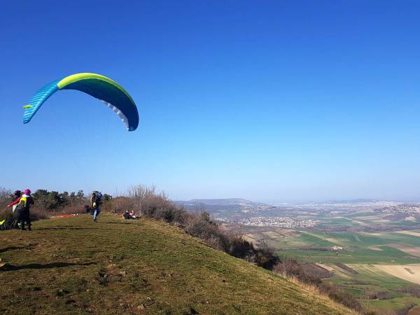 Décollage parapente Est Saint Sandoux